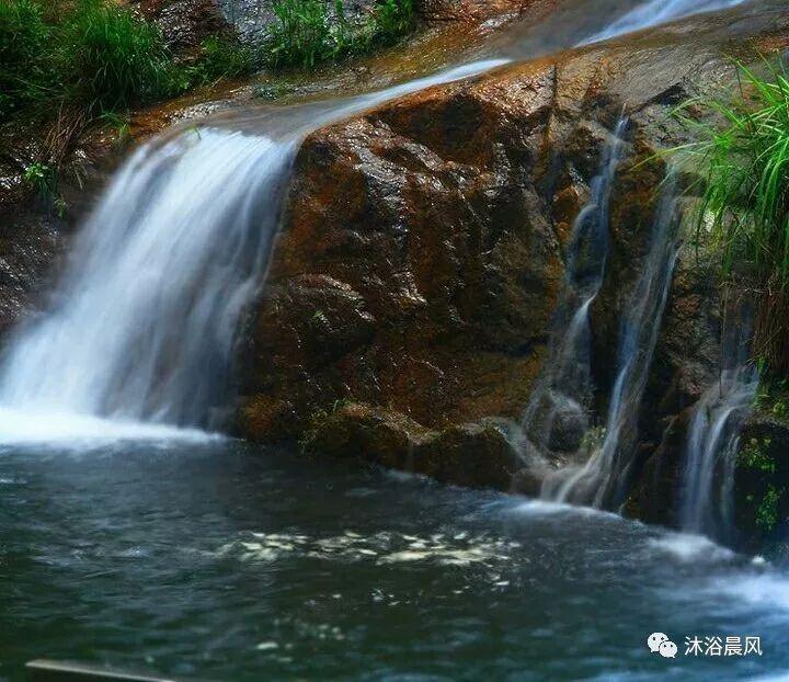 邹城农商银行:“旧币”换“新颜”,开心过大年